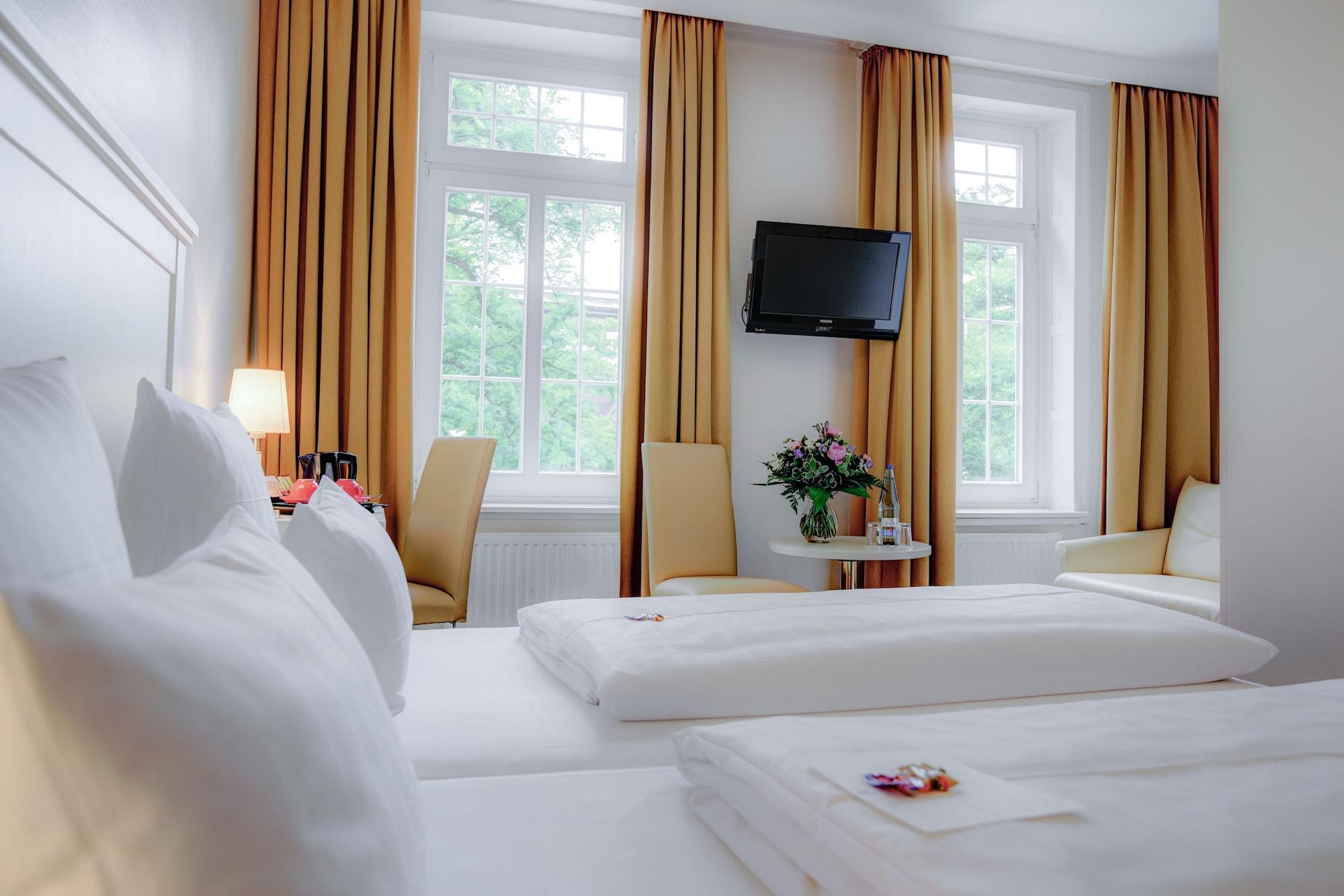 Hotel Fuerst Bismarck Hamburg Bagian luar foto