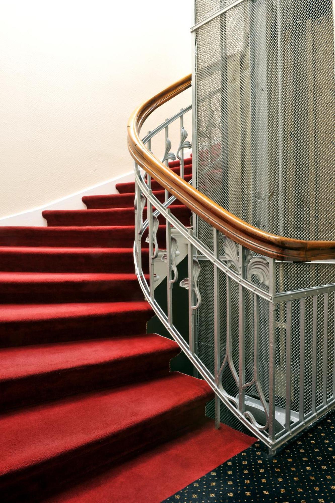 Hotel Fuerst Bismarck Hamburg Bagian luar foto
