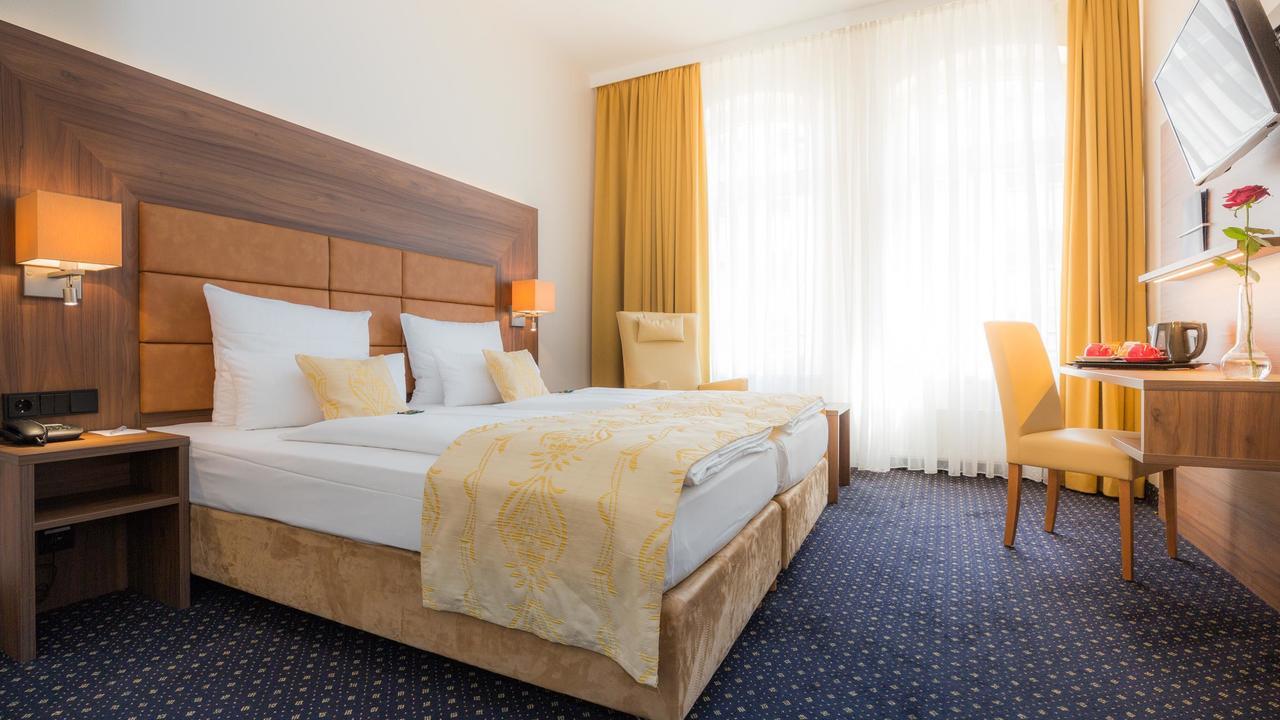 Hotel Fuerst Bismarck Hamburg Bagian luar foto